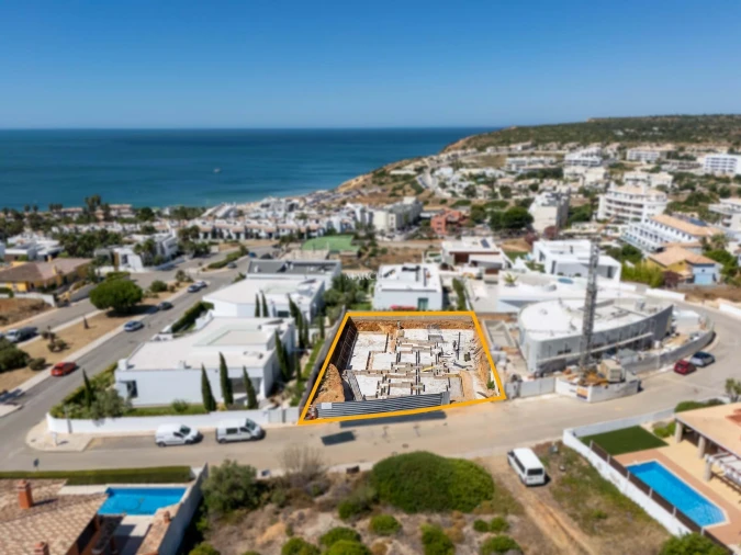 Moradia T3 para Venda em Lagos (São Sebastião e Santa Maria) Foto 2