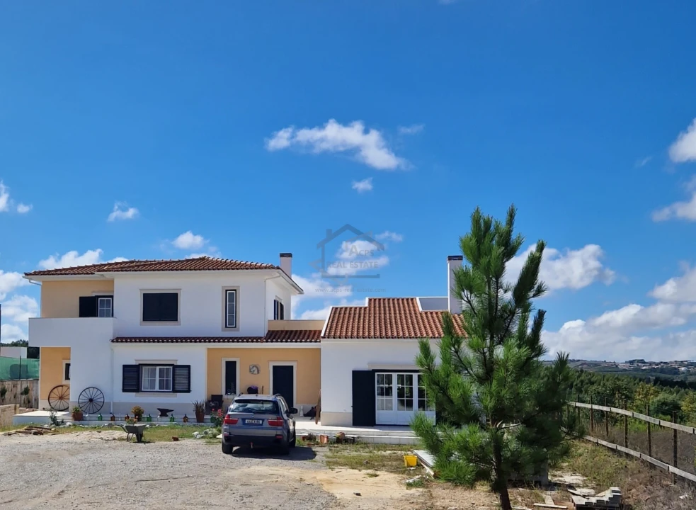 Moradia T6 para Venda em Bombarral e Vale Covo Foto 1