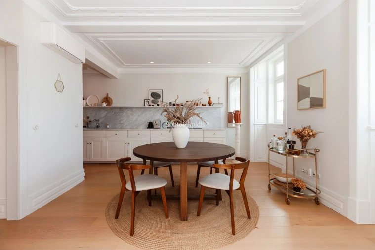 Apartamento T1 para Venda em Santa Maria Maior Foto 2
