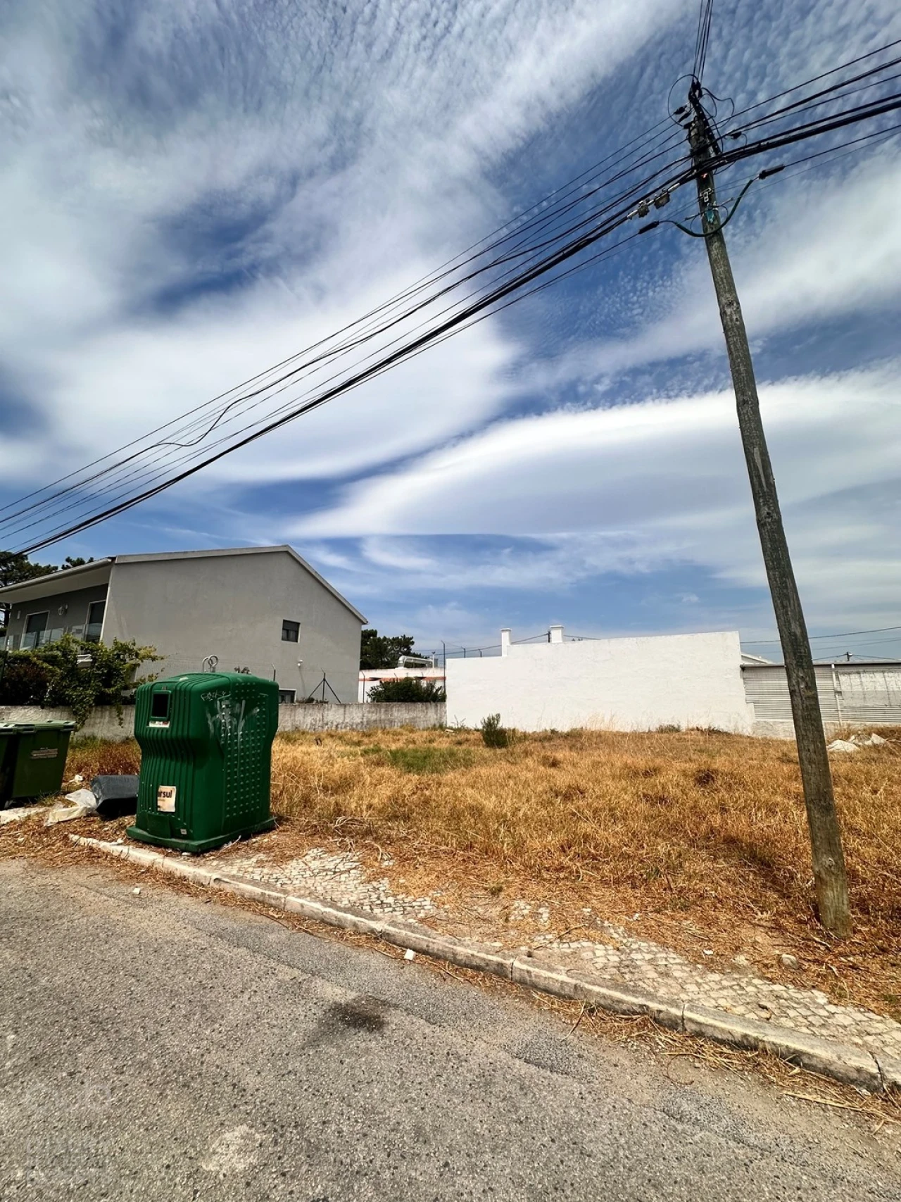 Moradia T3 para Venda em Charneca de Caparica e Sobreda Foto 4