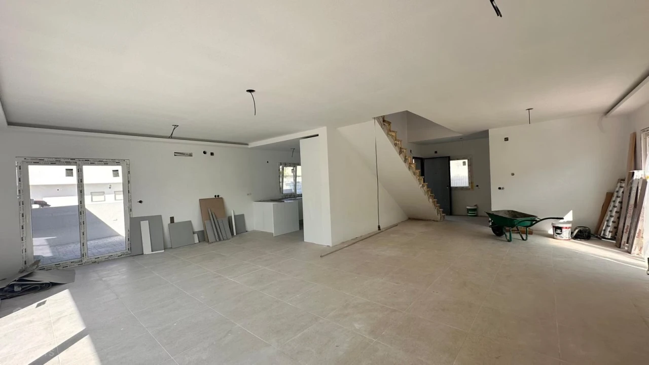 Moradia T3 para Venda em Charneca de Caparica e Sobreda Foto 7