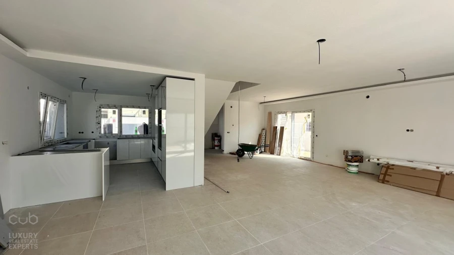 Moradia T3 para Venda em Charneca de Caparica e Sobreda Foto 13