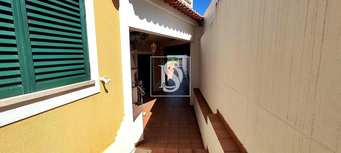 Moradia T4 para Venda em Roliça Foto 56