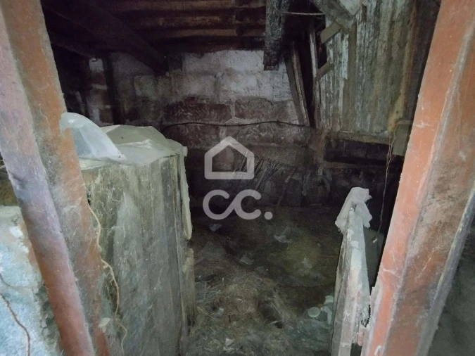 Moradia T2 para Venda em Aguas Frias Foto 9