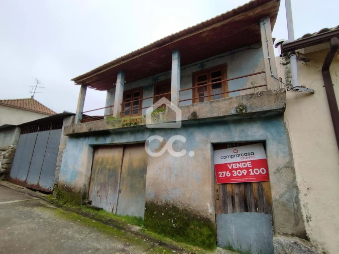 Moradia T2 para Venda em Aguas Frias Foto 6