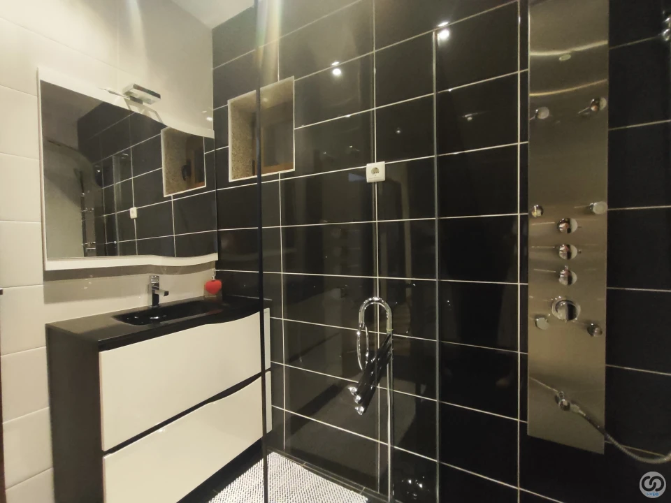 Moradia T4 para Venda em Santa Cruz/Trindade e Sanjurge Foto 17