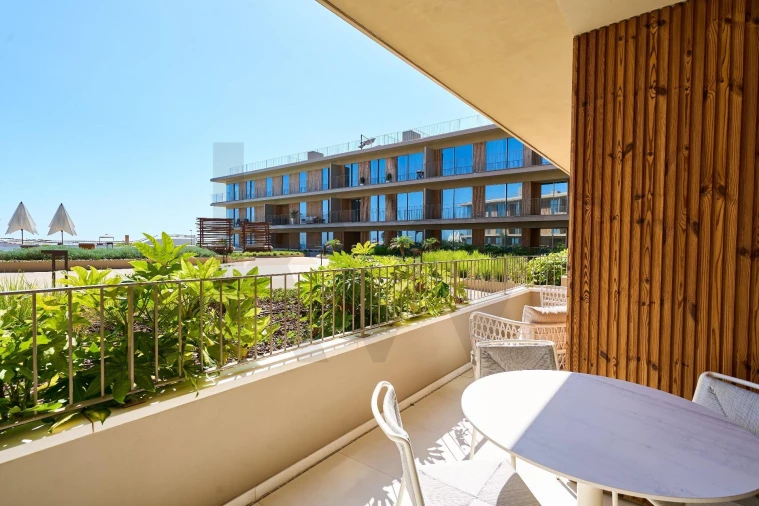 Apartamento T2 para Venda em Quarteira Foto 6