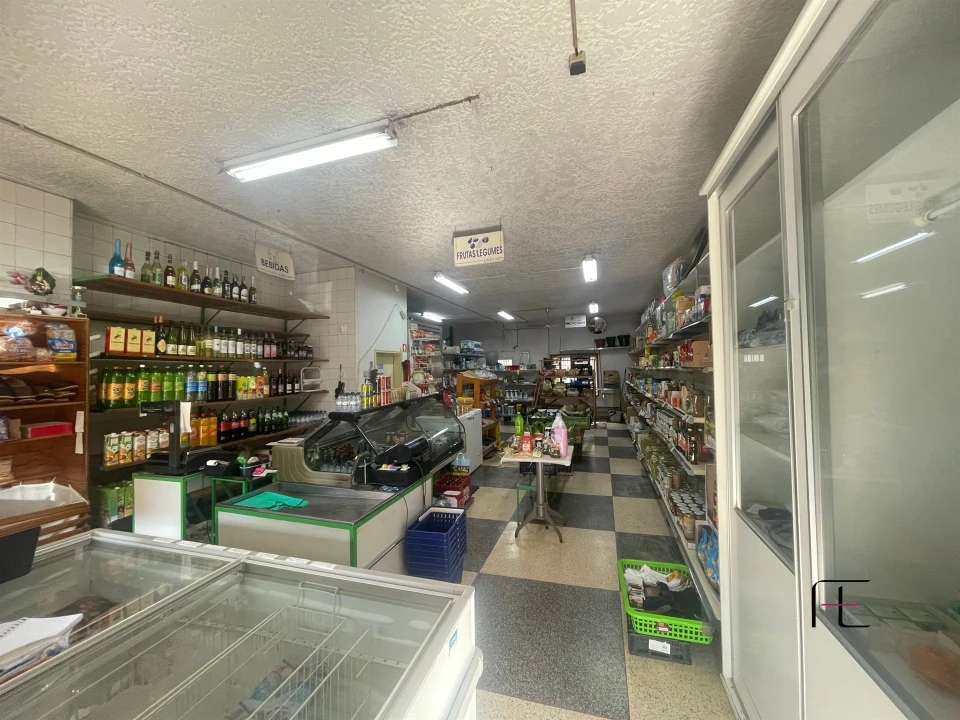 Loja para Venda em Gondomar (São Cosme), Valbom e Jovim Foto 15