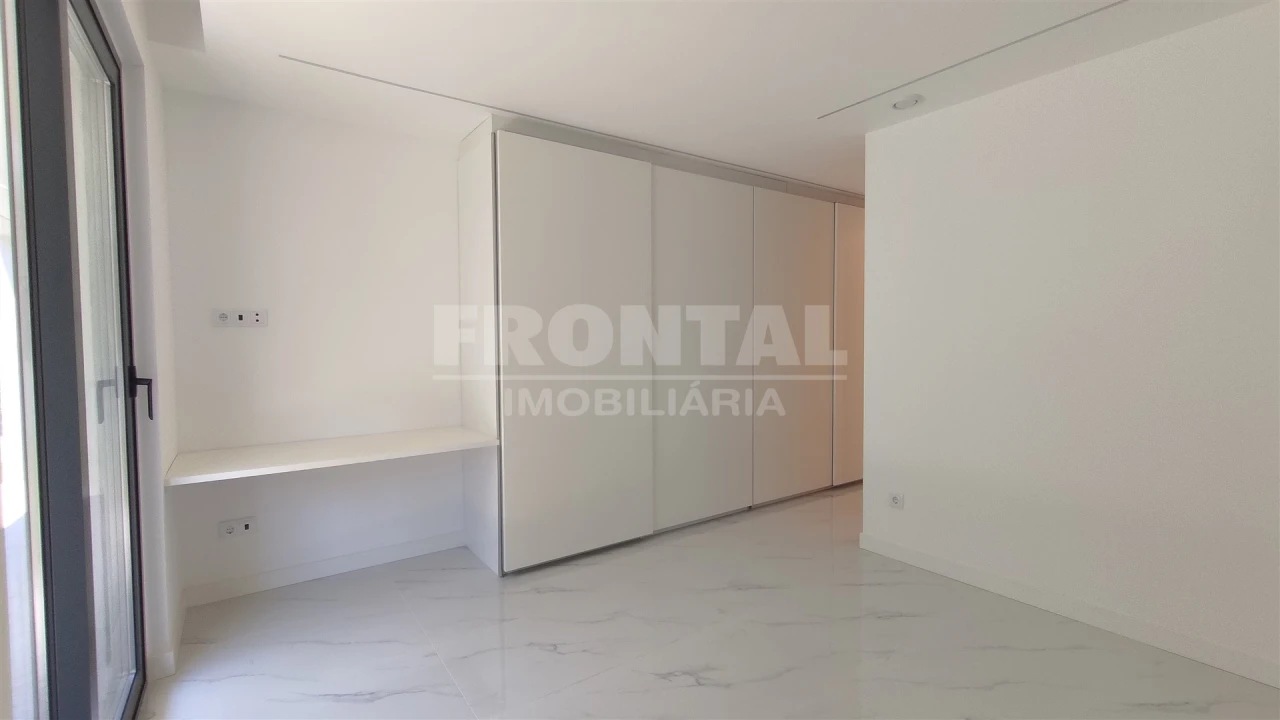 Moradia T3 para Venda em Sopo Foto 39