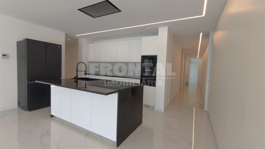 Moradia T3 para Venda em Sopo Foto 25