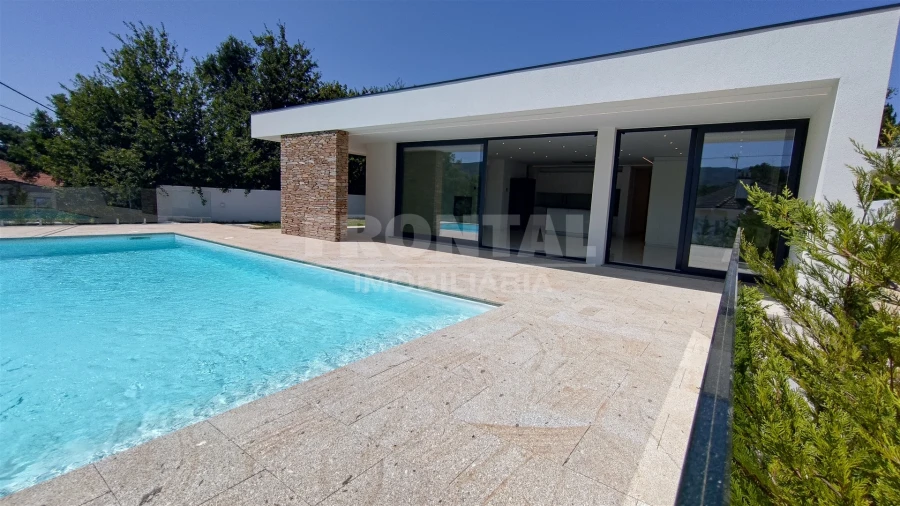 Moradia T3 para Venda em Sopo Foto 60