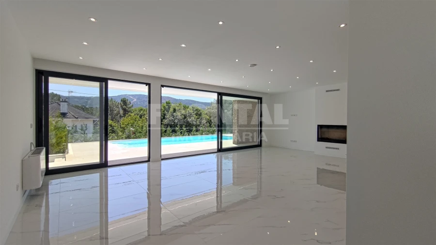 Moradia T3 para Venda em Sopo Foto 20