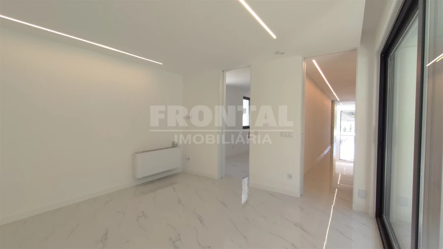 Moradia T3 para Venda em Sopo Foto 52