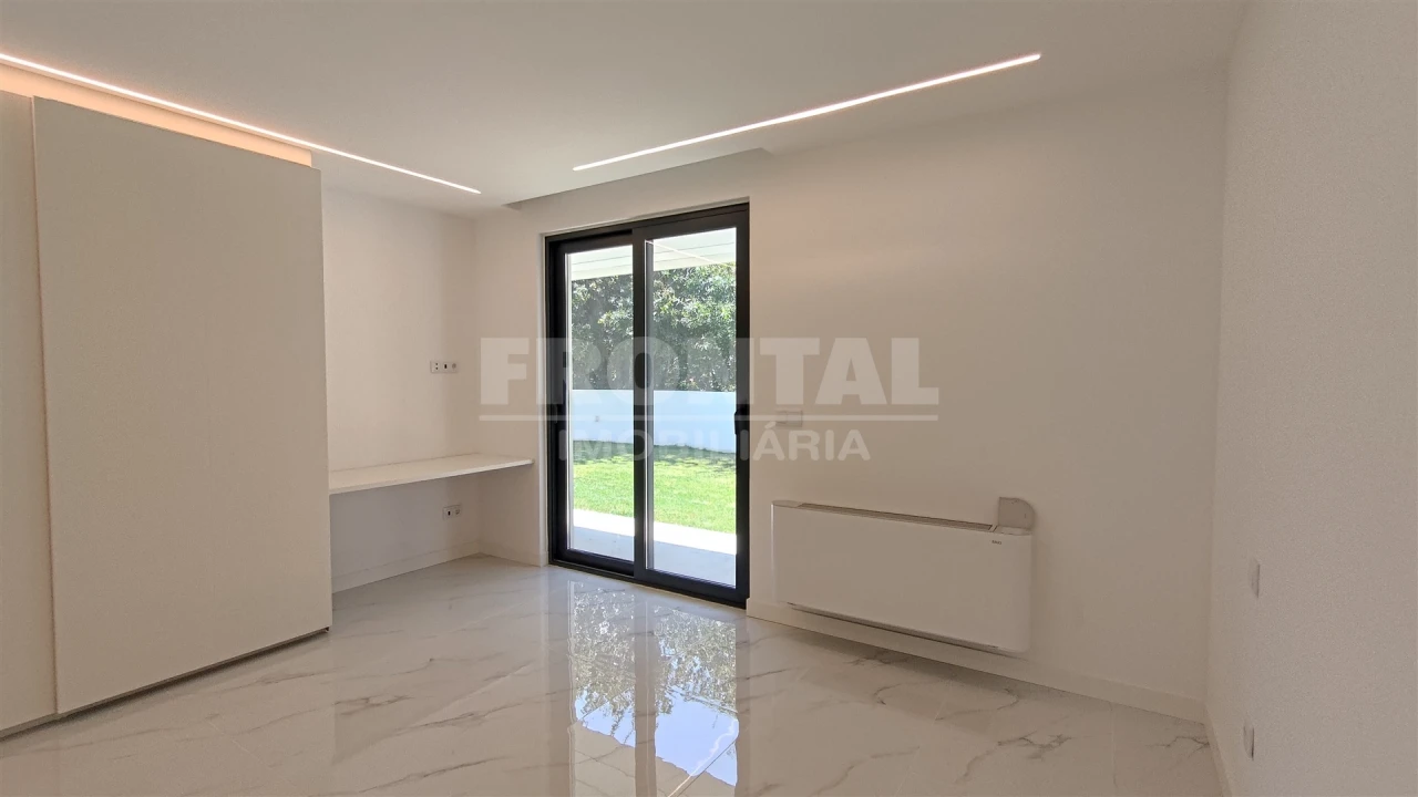 Moradia T3 para Venda em Sopo Foto 49