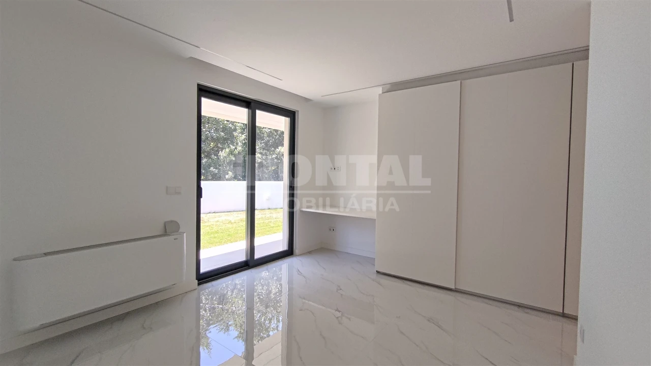 Moradia T3 para Venda em Sopo Foto 38