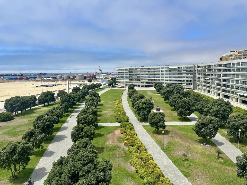 Apartamento T4 para Venda em Matosinhos e Leça da Palmeira Foto 8