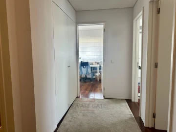 Apartamento T4 para Venda em Matosinhos e Leça da Palmeira