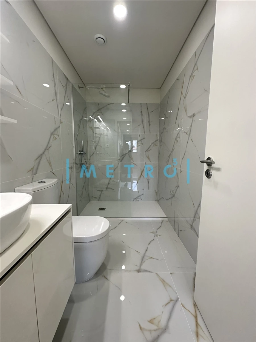 Apartamento T1 para Venda em Bonfim Foto 4