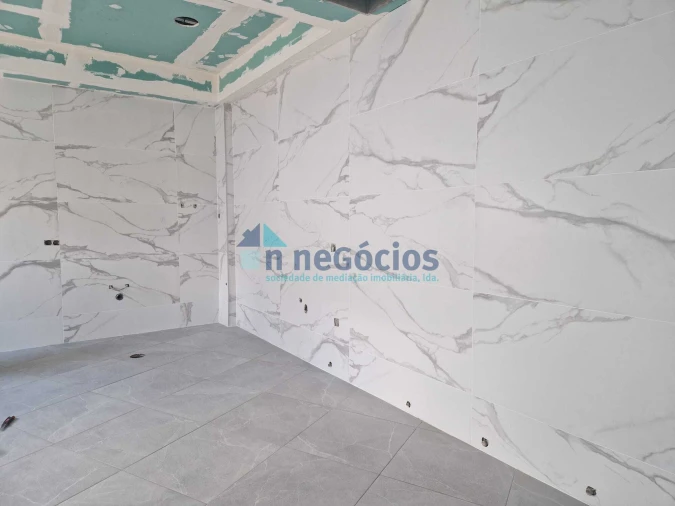 Escritório para Arrendamento em O. Azeméis, Riba-Ul, Ul, Macinhata Seixa, Madail Foto 5