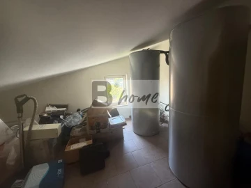 Moradia T5 para Venda em Charneca de Caparica e Sobreda
