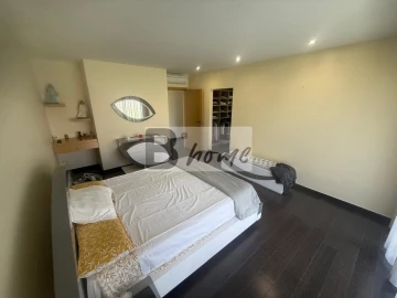 Moradia T5 para Venda em Charneca de Caparica e Sobreda