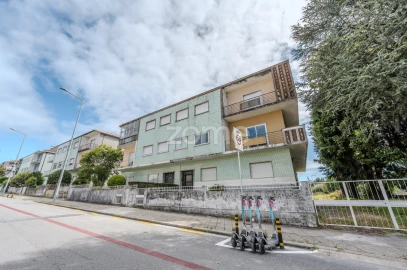 Apartamento T6 para Venda em São Vitor (Braga)