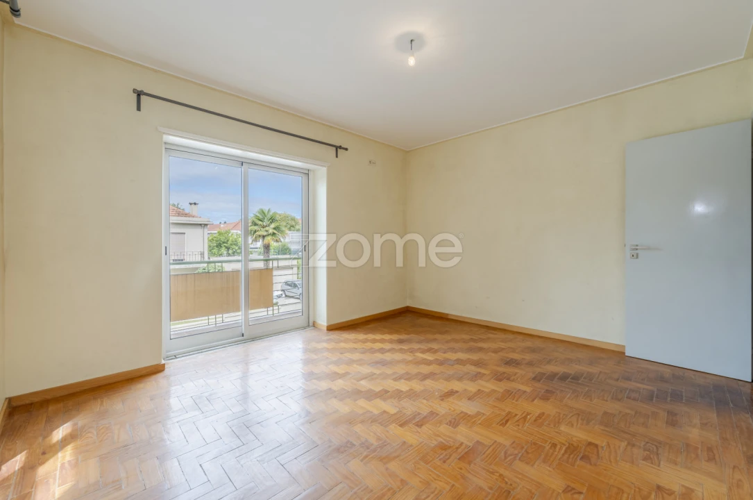 Apartamento T6 para Venda em São Vitor (Braga) Foto 11