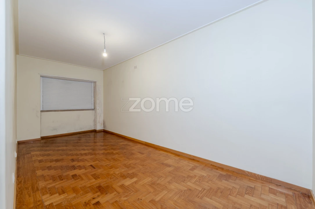 Apartamento T6 para Venda em São Vitor (Braga) Foto 6