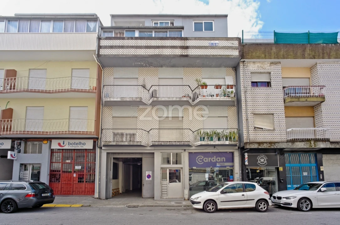 Negócio para Venda em Braga (São José de São Lázaro e São João do Souto) Foto 1