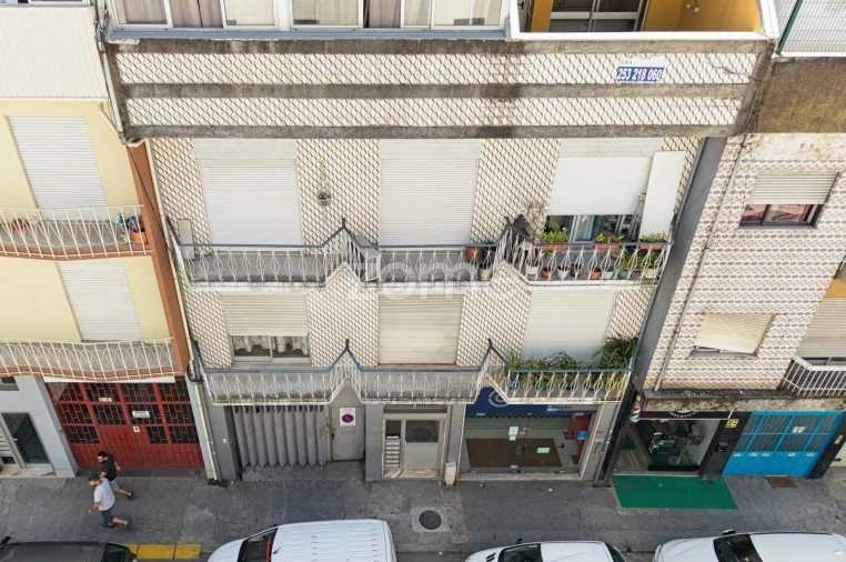 Negócio para Venda em Braga (São José de São Lázaro e São João do Souto) Foto 2