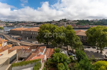 Terreno para Venda em Cedofeita, Santo Ildefonso, Sé, Miragaia, São Nicolau e Vitória