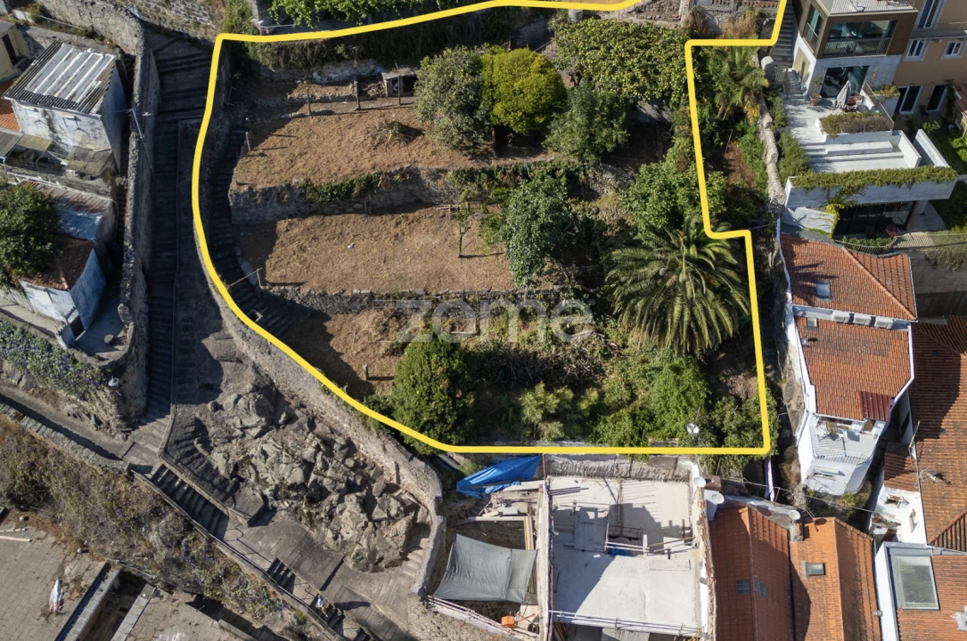 Terreno para Venda em Cedofeita, Santo Ildefonso, Sé, Miragaia, São Nicolau e Vitória Foto 2