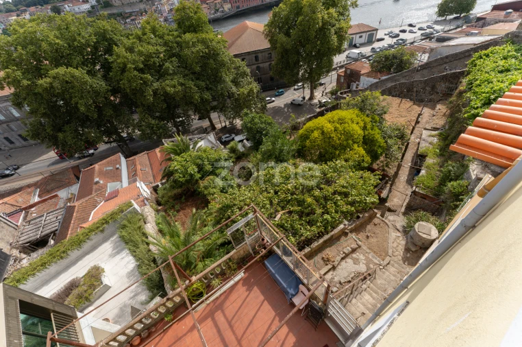 Terreno para Venda em Cedofeita, Santo Ildefonso, Sé, Miragaia, São Nicolau e Vitória Foto 12