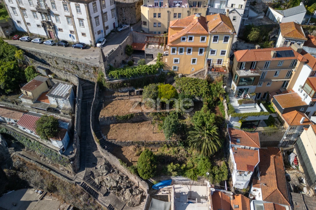 Terreno para Venda em Cedofeita, Santo Ildefonso, Sé, Miragaia, São Nicolau e Vitória Foto 5