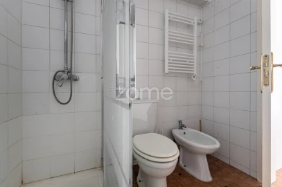 Apartamento T1 para Arrendamento em Paranhos