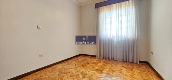 Moradia T5 para Venda em Campanhã