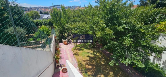 Moradia T5 para Venda em Campanhã