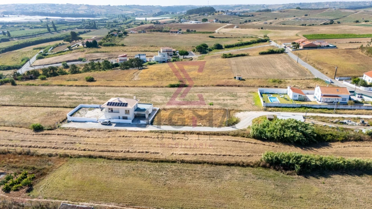 Terreno para Venda em A dos Cunhados e Maceira Foto 2
