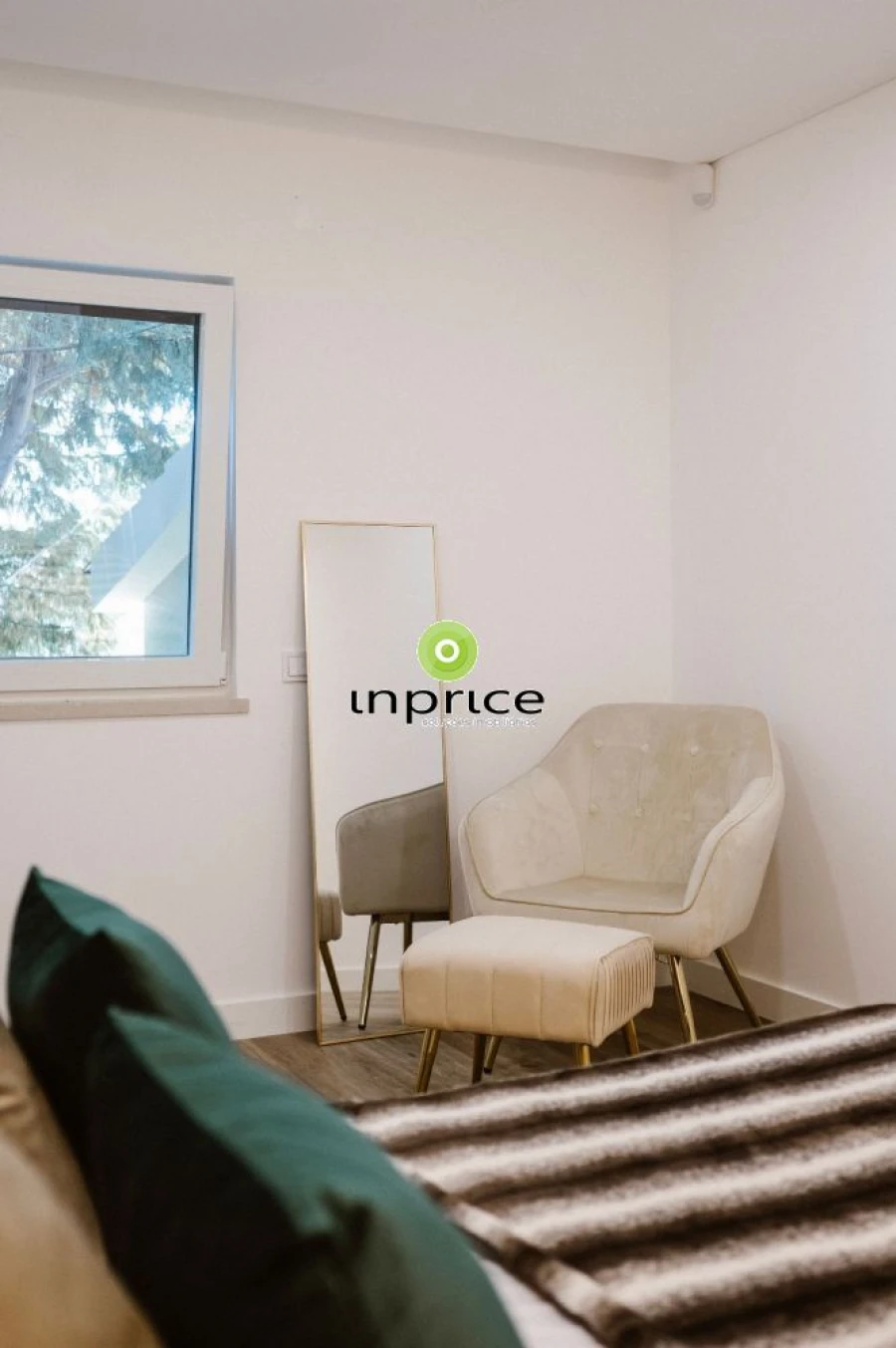 Moradia T4 para Venda em Charneca de Caparica e Sobreda Foto 6