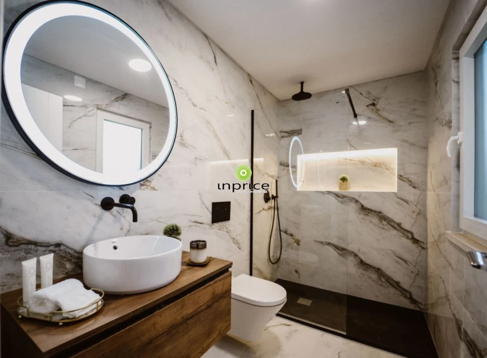 Moradia T4 para Venda em Charneca de Caparica e Sobreda Foto 31