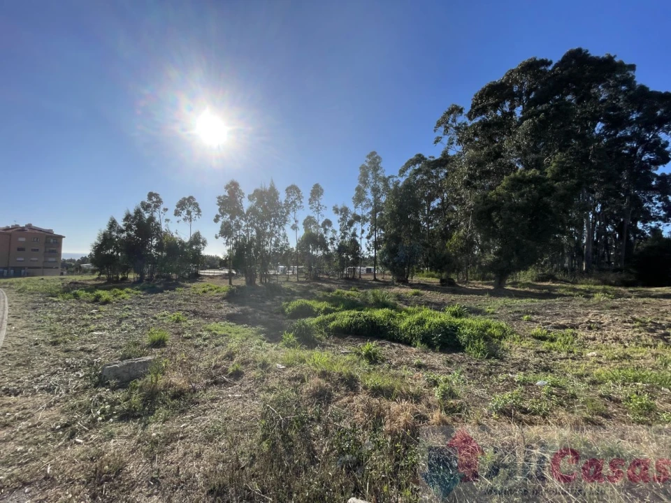 Terreno para Venda em Esmoriz Foto 1