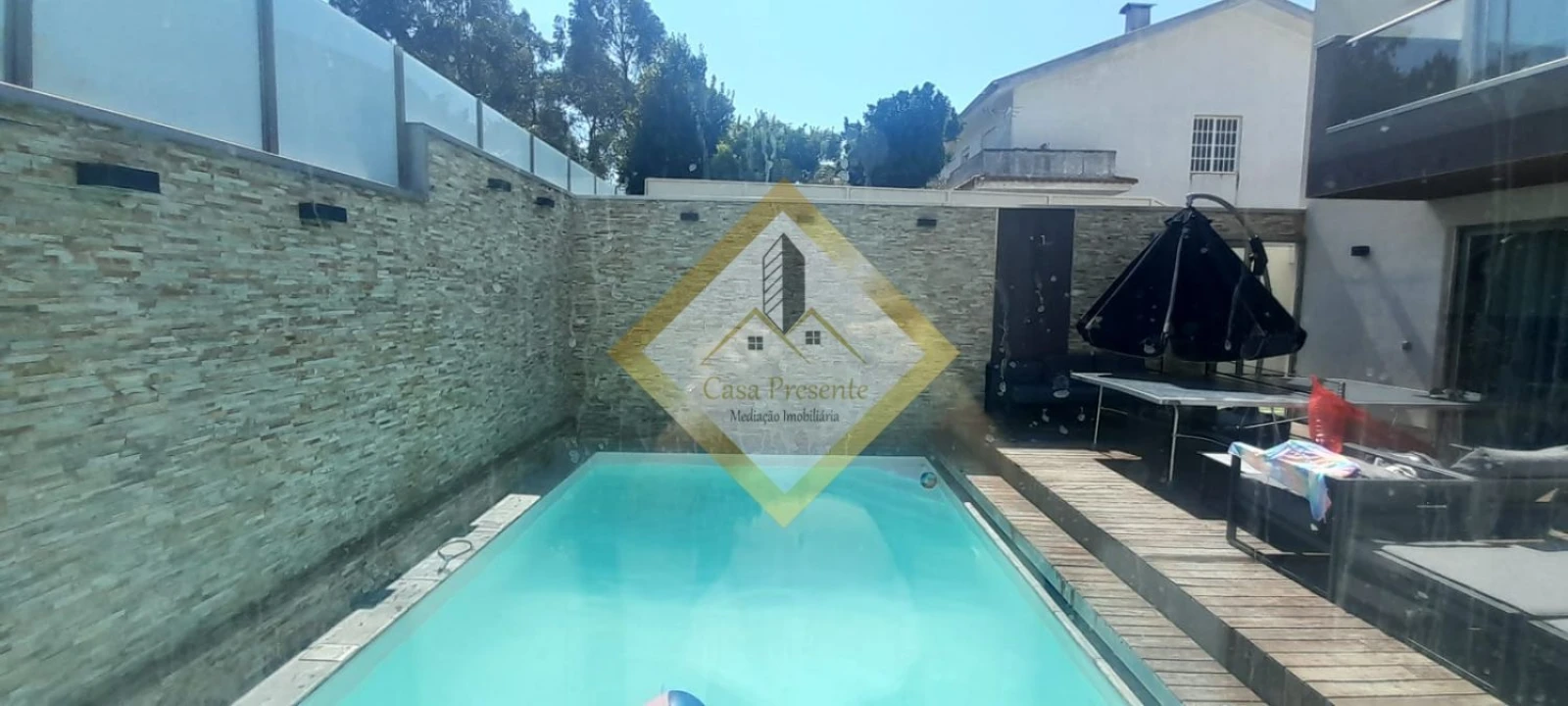 Moradia T4 para Arrendamento em Serzedo e Perosinho Foto 8