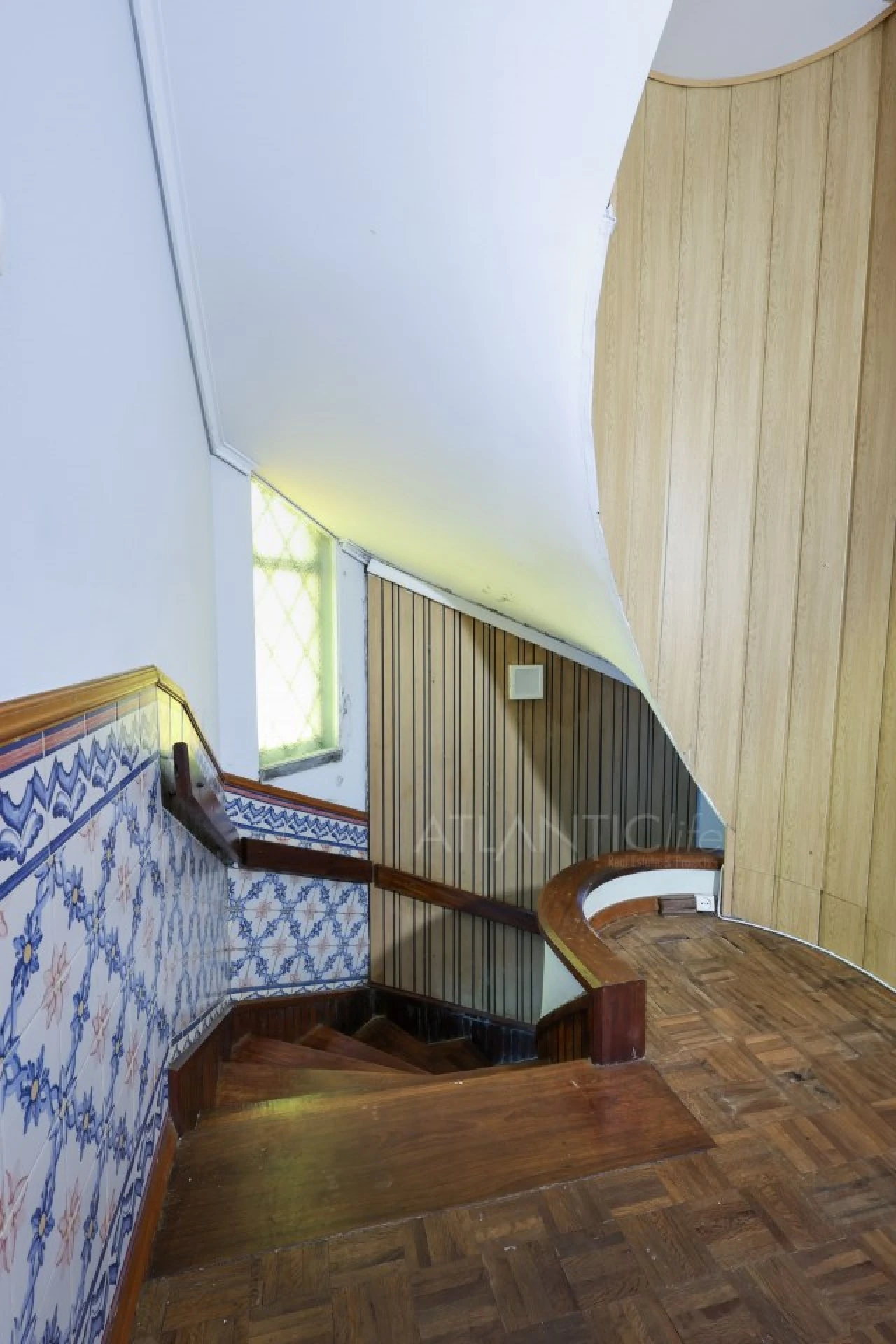 Moradia T6 para Venda em Massamá e Monte Abraão Foto 31