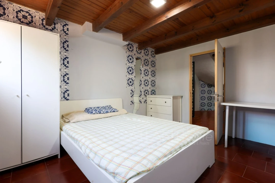 Moradia T6 para Venda em Massamá e Monte Abraão Foto 40