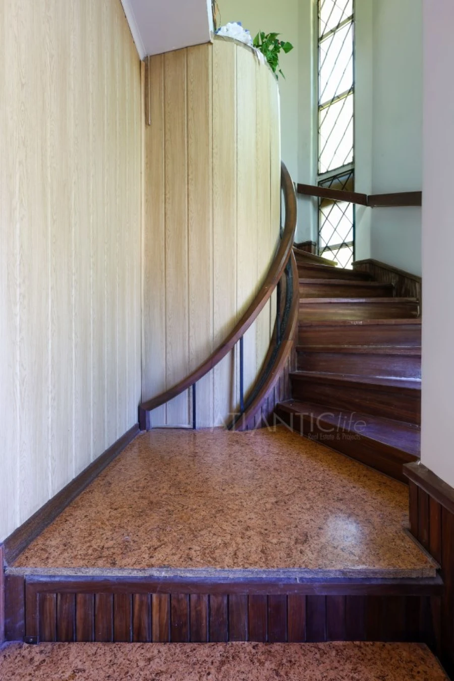 Moradia T6 para Venda em Massamá e Monte Abraão Foto 3