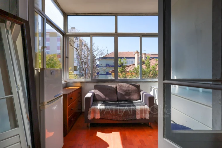 Moradia T6 para Venda em Massamá e Monte Abraão Foto 17