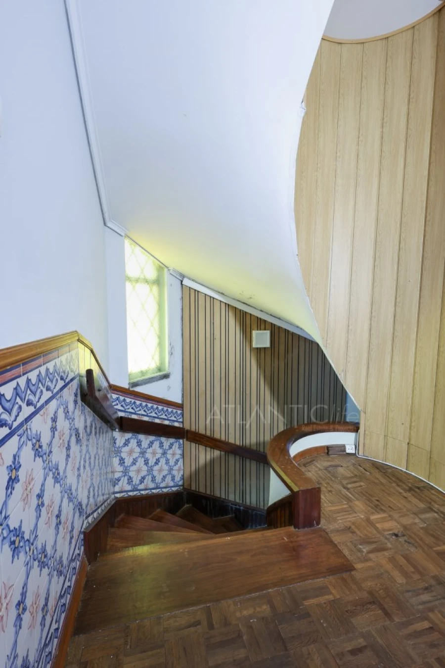 Moradia T6 para Venda em Massamá e Monte Abraão Foto 31