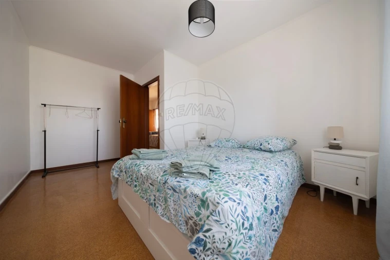 Apartamento T3 para Venda em Campolide Foto 10