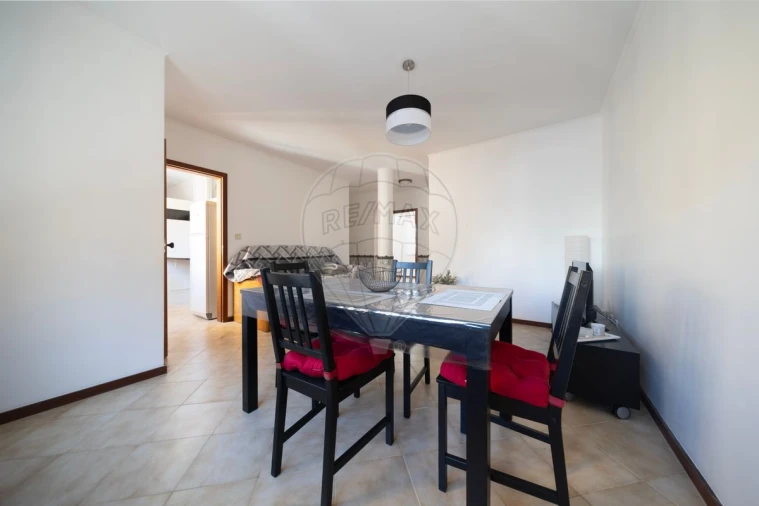 Apartamento T3 para Venda em Campolide Foto 17