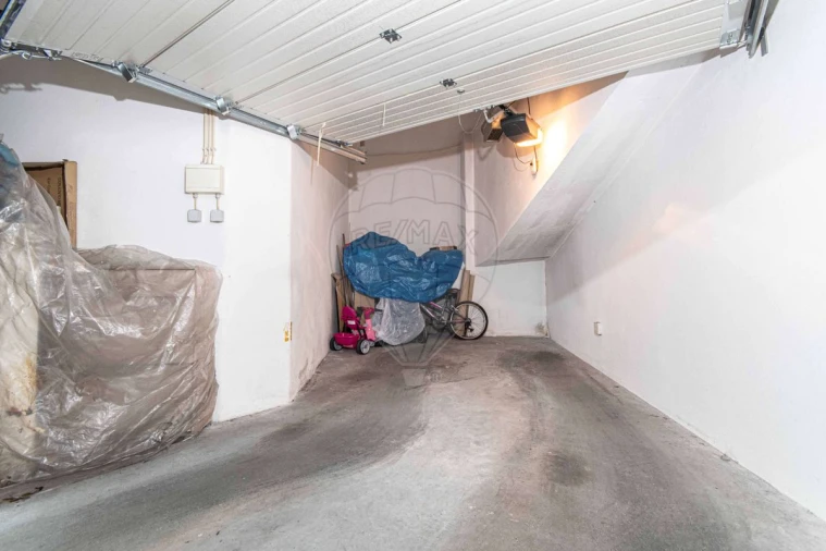 Apartamento T3 para Venda em Póvoa de Santa Iria e Forte da Casa Foto 26